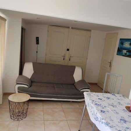 Maison T3 Au Calme Pres De La Mer Βίλα Istres Εξωτερικό φωτογραφία